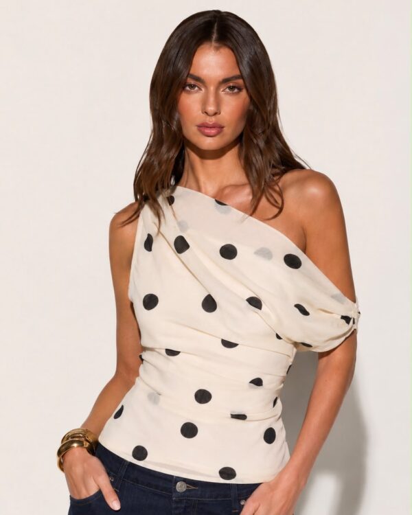 Eloise Top
